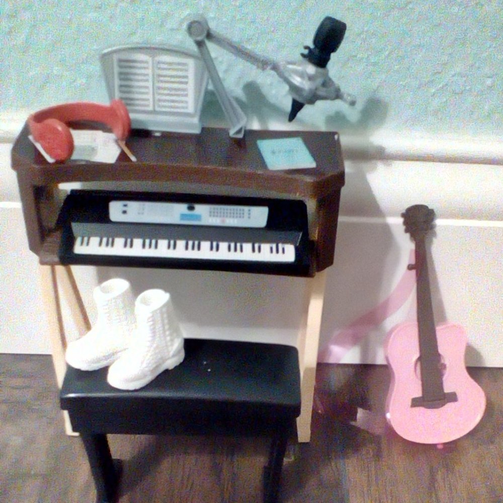 Barbie Musician set